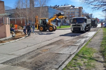 Foto: Livanjski.com / Radovi na asfaltiranju