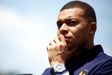 Foto: HRT / Kylian Mbappe Foto: Sarah Meyssonnier/Pool / REUTERS