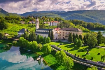 Foto: Livanjski.com / Samostan na Šćitu